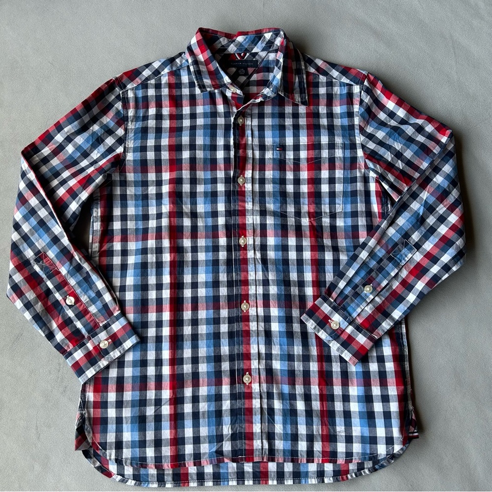 Tommy Hilfiger ~ Plaid Long Sleeve Button Down ~ Boys Size Large 12-14